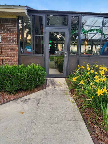 My Happy Place 1 rm/master bath