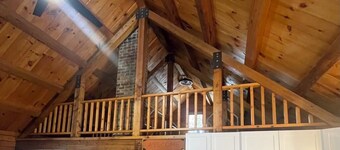 Minutes to Moosehead Lake, ATV Trails from driveway, Hiking, Mountain Biking
