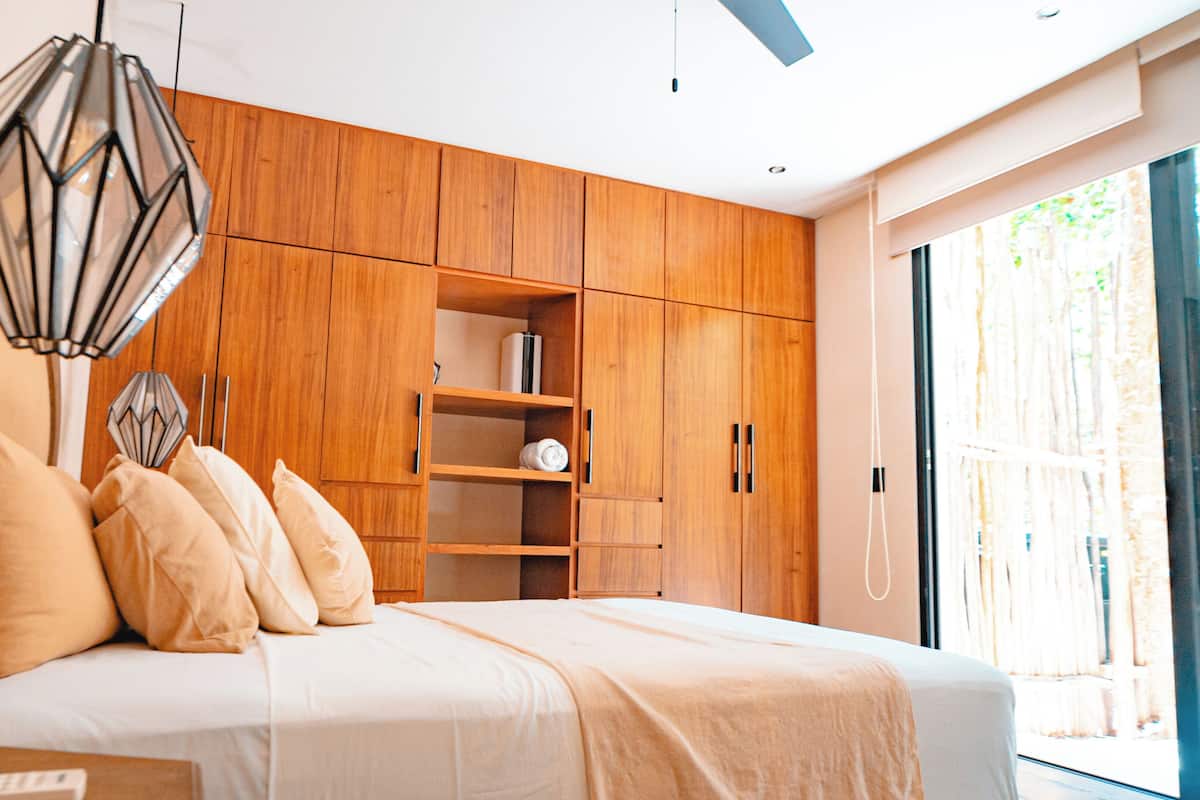 Deluxe-Apartment | Zimmersafe, kostenloses WLAN, Bettwäsche