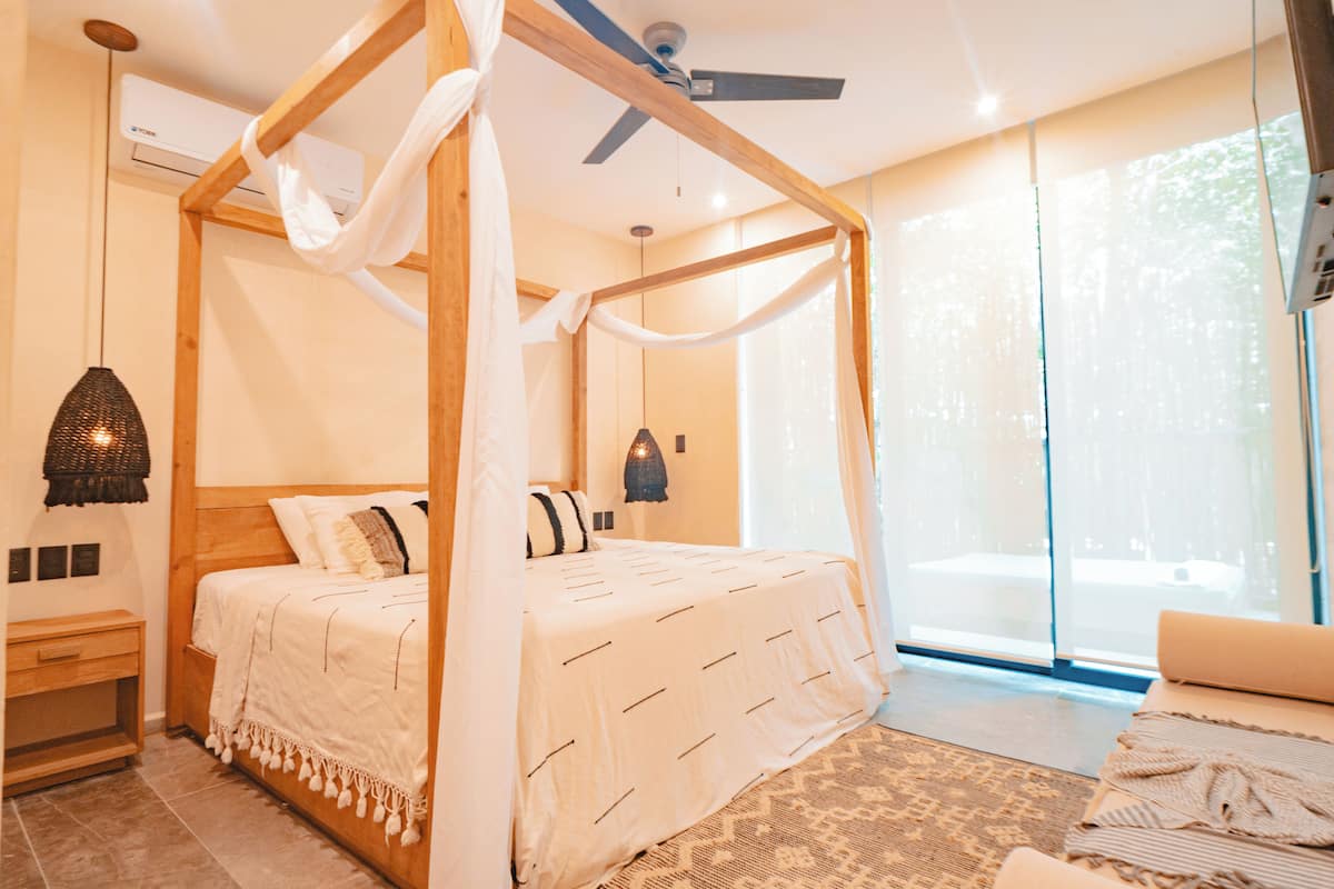 Deluxe-Apartment | Zimmersafe, kostenloses WLAN, Bettwäsche