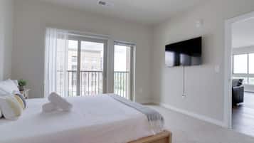 Deluxe Apartment, Balcony | 2 bedrooms, premium bedding, desk, blackout curtains