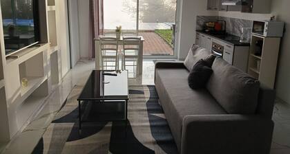 studio peux accueillir entre 2 et 5 personnes