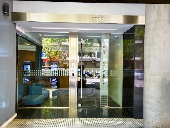 Exterior detail - Joya en Palermo (Buenos Aires)