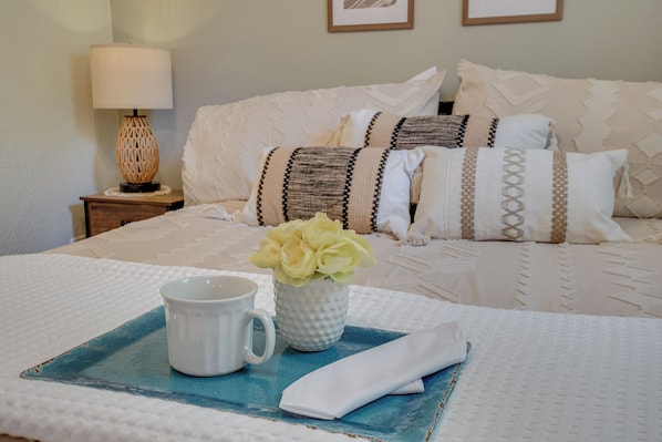 2 chambres, fer et planche à repasser, Wi-Fi gratuit, draps fournis