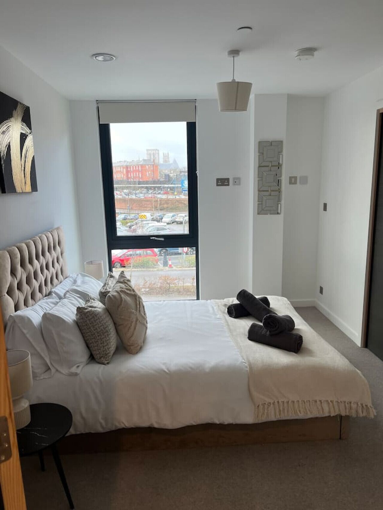 2 bedrooms, desk, iron/ironing board, travel cot