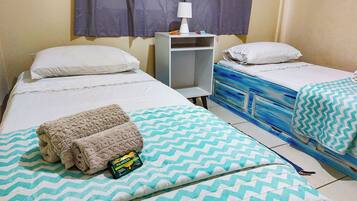 Economy Shared Dormitory, 1 Single Bed | 1 bedroom, free WiFi