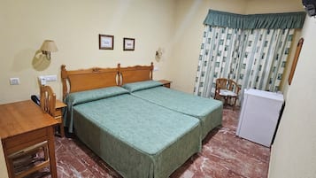 Standard Twin Room, City View | Desk, blackout drapes, soundproofing, free WiFi