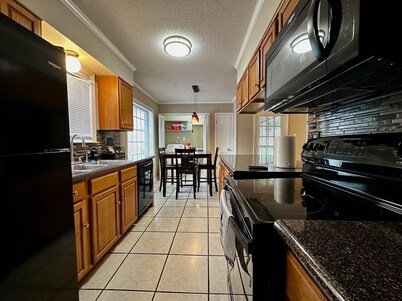 Large Home For Big Groups in Southhaven Memphis 