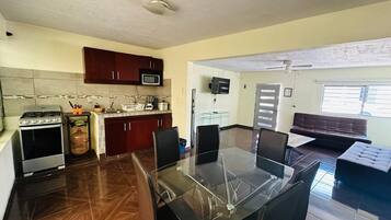 Smart TV de 50 pulgadas con canales por cable