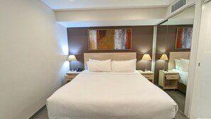 1 Schlafzimmer, Bügeleisen/Bügelbrett, kostenloses WLAN, Bettwäsche