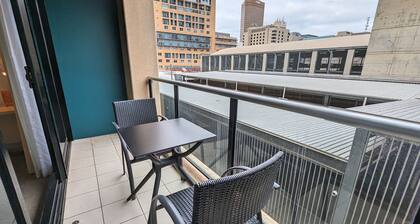1BR Apartment on North Terrace