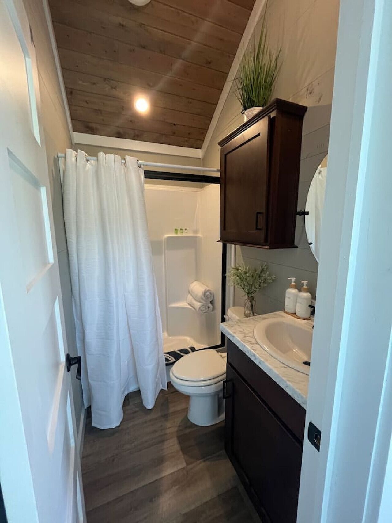 Hair dryer, towels