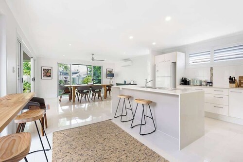 Ocean55 Mooloolaba Holiday Home
