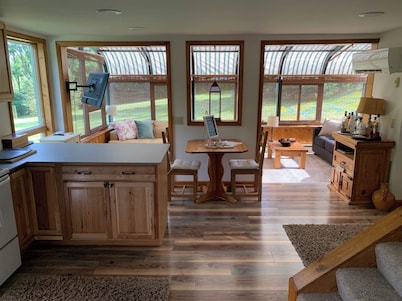 Finger Lakes Chalets – Private Retreat Near Wineries & Canandaigua Lake!
