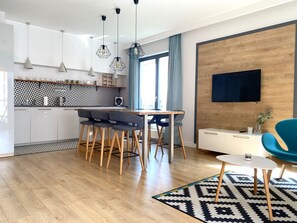 设计公寓, 阳台, 城市景观 | 2 多间卧室、熨斗/熨衣板、免费 WiFi