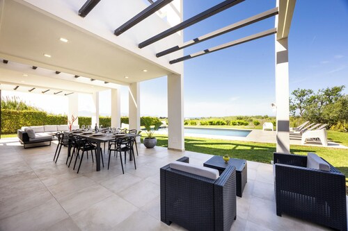 5 Bedroom Villa in Partinico