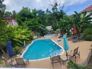 Outdoor pool - Beautiful Inn. Great out doors, relaxing pool and hot tub.
All amenities. (Tower Isle)