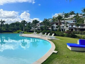 Outdoor pool - LasTerrenasLasBallenas+Cozy+2BR+6PAX+3BDS+WiFi+Pool+TV (Las Terrenas)