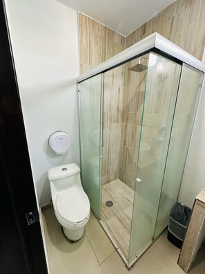 Shower, heated floors, towels