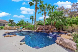 Outdoor pool, a heated pool - Guest House #A Poolside Oasis King Bed, BBQ, Basketball, Mini Golf & Pool (Las Vegas)