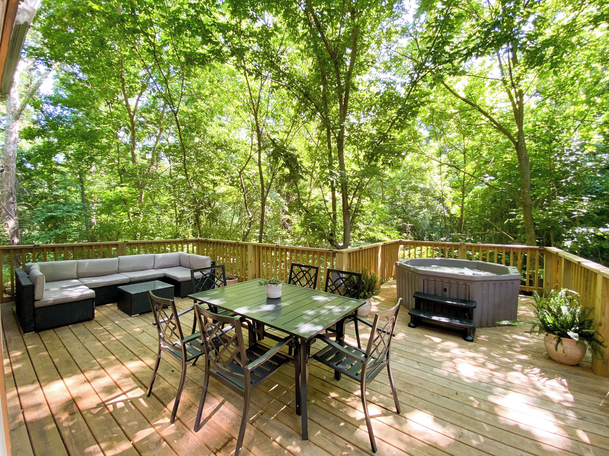 Driftwood Cottage - Hot Tub, Theater, Nespresso Bar, Firepit 
