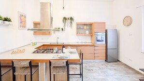 Private kitchen - Residenza delle Rose 1, comfortable two-room apartment near the sea (Roseto Degli Abruzzi)