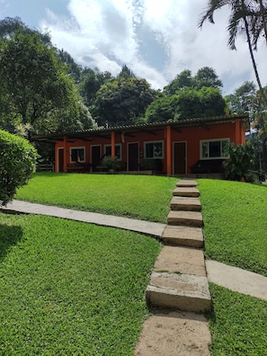 Standard Quadruple Room, Pool View | Blackout drapes, iron/ironing board, free WiFi, bed sheets - Pousada Bela Vista  (Itatiaia)