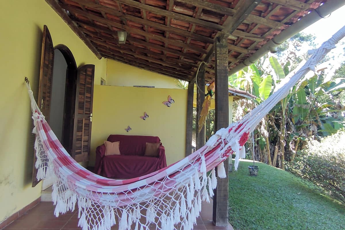 Deluxe Twin Room, Lanai, Valley View | Blackout curtains, iron/ironing board, free WiFi, bed sheets