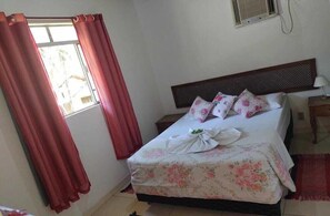 Comfort Triple Room | Blackout drapes, iron/ironing board, free WiFi, bed sheets - Pousada Bela Vista  (Itatiaia)