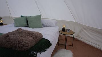 Klassieke tent, uitzicht op park | 1 slaapkamer