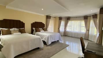 Deluxe Double or Twin Room, Garden View | Hypo-allergenic bedding, pillowtop beds, individually decorated, desk