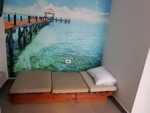 Interior - Safe Apartment - NEW Rooftop Pool ✦ AC ✦ GREAT WF

 (Cancún)