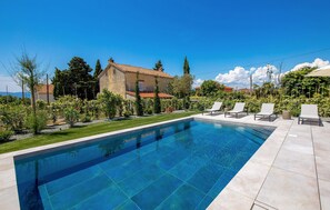 Una piscina climatizada