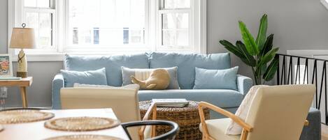 Smart TV, video games, table tennis