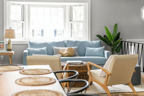 NEW Luxury Cape House -10min to Beaches + Golf!!