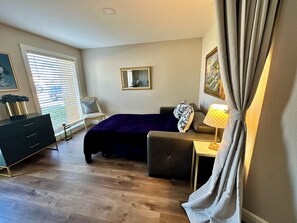 3 間睡房、熨斗/熨衫板、Wi-Fi、床單