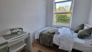 標準雙人房, 城市景觀 | 免費無線上網