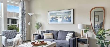 Smart-TV, Kamin, Videospiele, Arbeitsbereiche