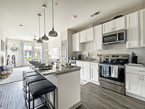 Fridge, microwave, oven, stovetop - Herons Perch, Elevators, Pool, Gym (Cornelius)
