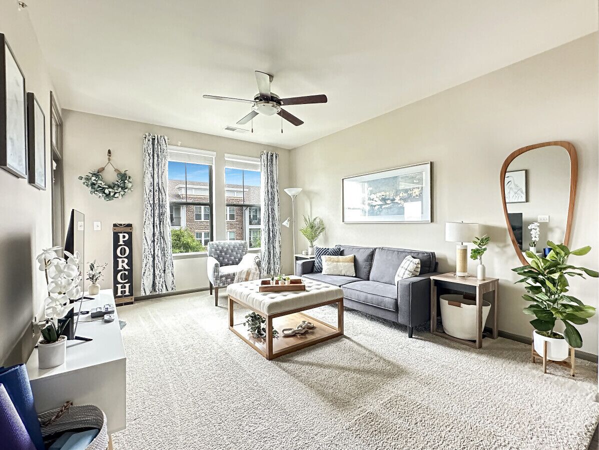 Smart TV, fireplace, video games, offices