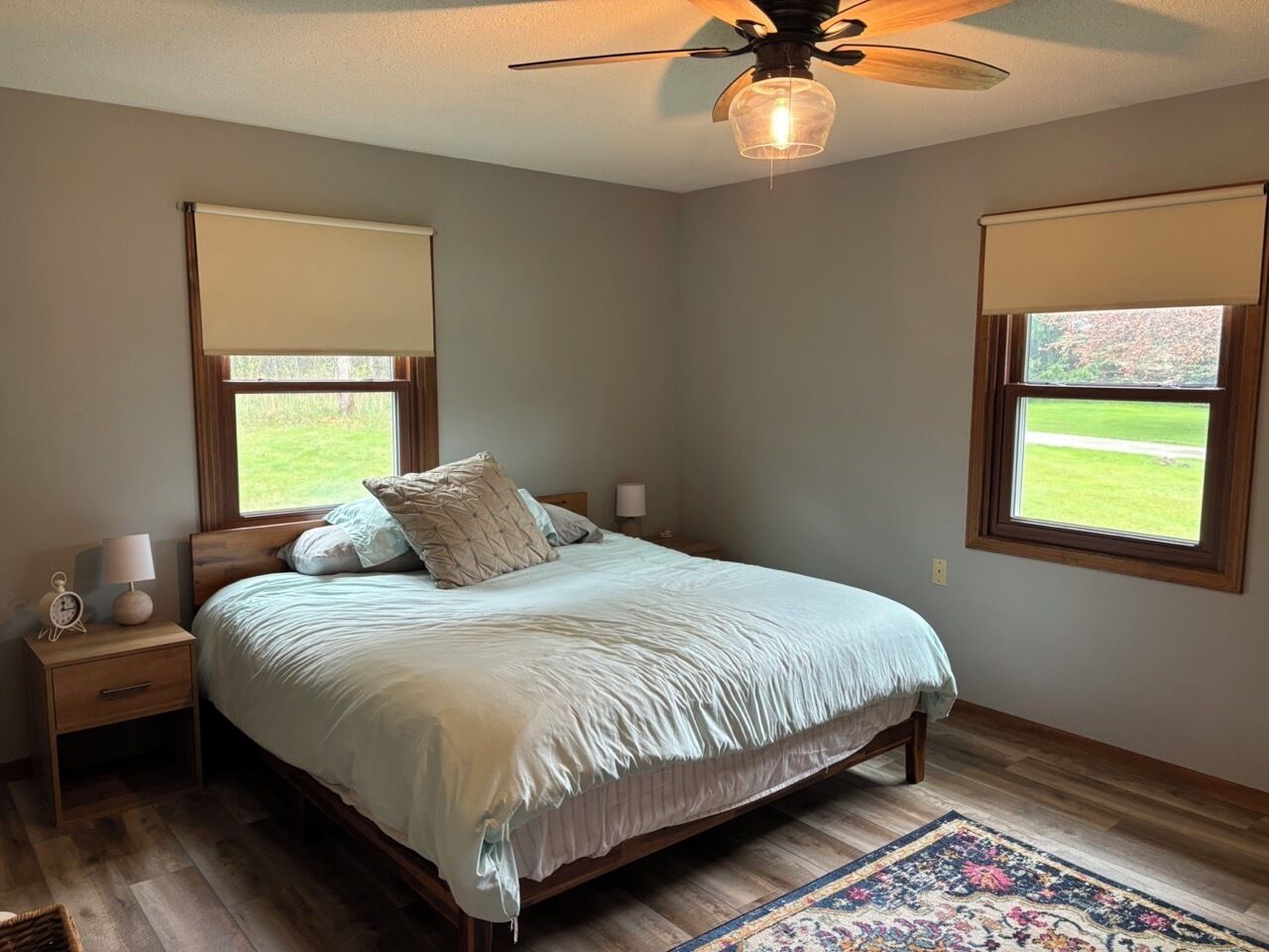 Spacious Vintage Up North Home with Modern Touches. Family-Friendly!