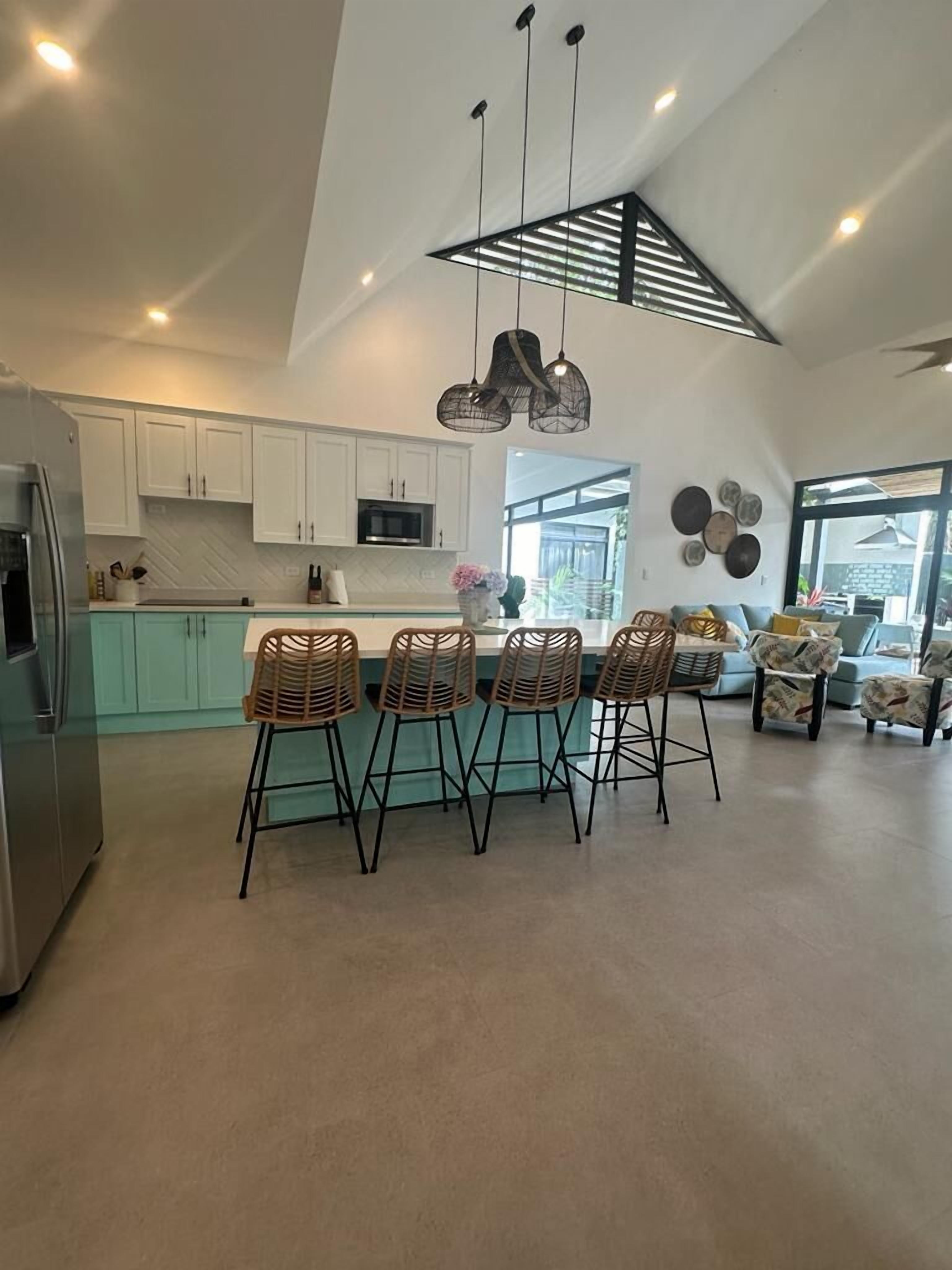 Family House, 3 Bedrooms, Private Pool, Garden View | Private kitchen | Full-size fridge, microwave, stovetop, cookware/dishes/utensils