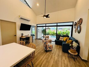 Family House, Private Pool, Beachside | Living room