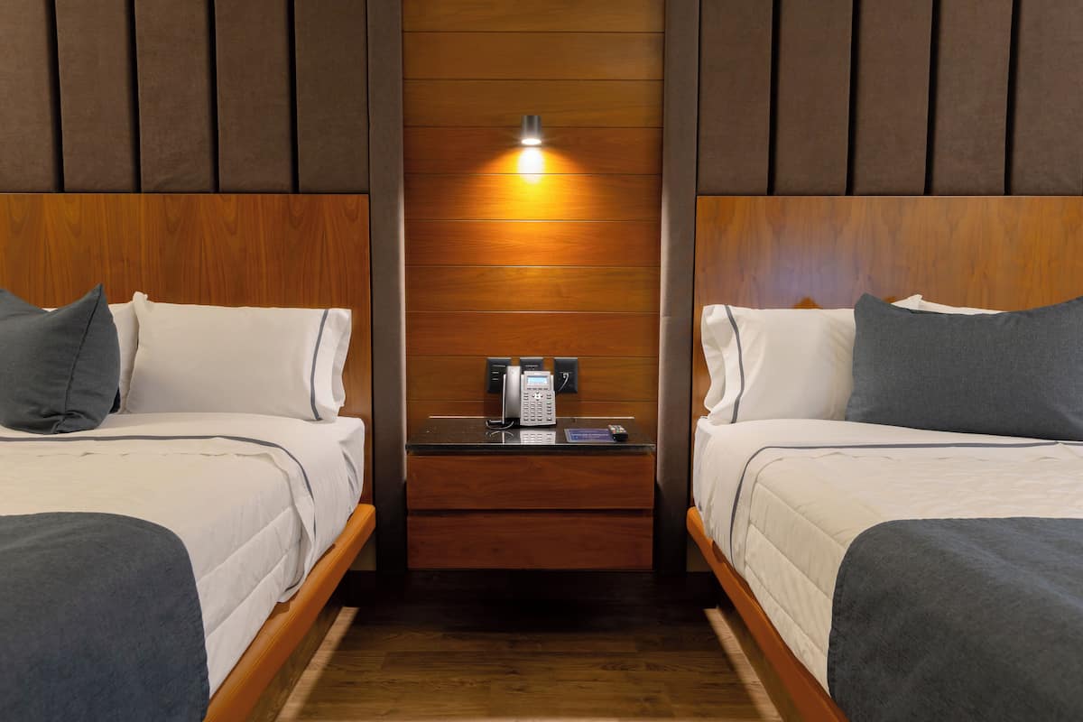 Chambre Double Standard, 2 grands lits