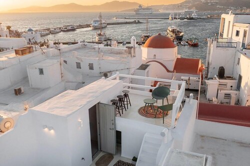 Secretkhora, 2bdr&2bth, Terrace, Sea & Sunset View