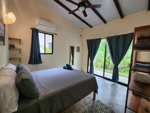 1 bedroom, desk, WiFi, bed sheets