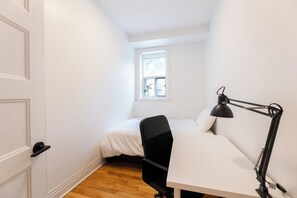 1 bedroom, WiFi - Fully Renovated Co-living Apartments Near Renowned Universities (Montréal)