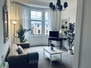 Apartment | Living area - Beautiful 1 bed Apartment in Glasgow Merchant City (Glasgow)