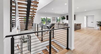 This house is a 5 bedroom(s), 4.5 bathrooms, located in Elkhart Lake, WI.