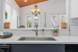 49endlesssummerway_23 - SEA-REST!! Relaxed 4br 4ba home, POOL and close to the BEACH! (Alys Beach)